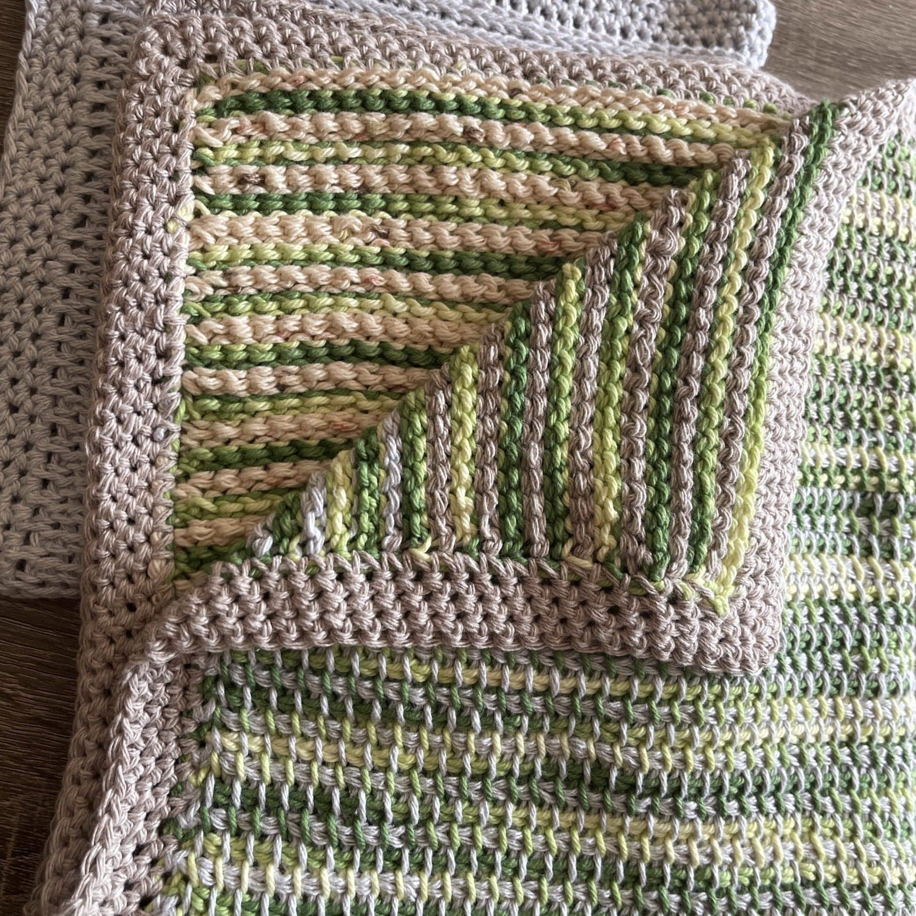 Tunisian Crochet Pet Blanket Pattern